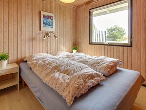 3 bedrooms, Internet