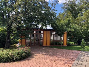 Khuôn viên nơi lưu trú