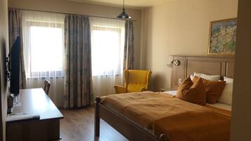 Phòng đôi Superior | Bộ đồ giường kháng dị ứng, minibar, két bảo mật tại phòng, bàn