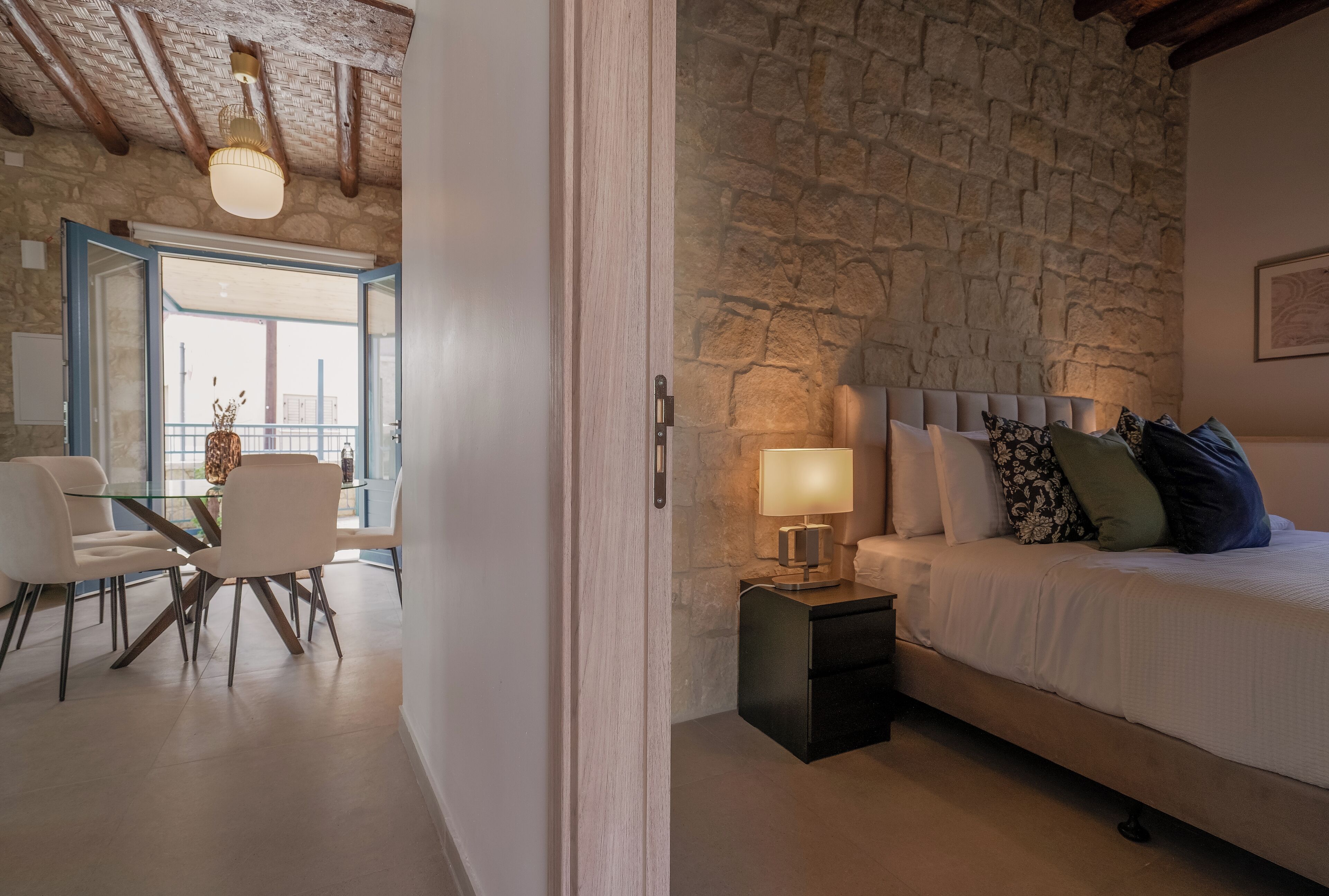 Phaedrus Living Peristerona Traditional House