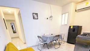 Apartment | Interior - Apartment 2cb-4 in Walled Center With Aircon (Cartagena)
