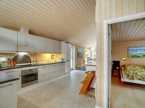 3 soverom og internettilgang