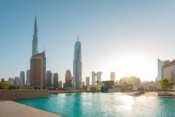 City view from property - Lavish 2BR in Downtown Views Close to Dubai Mall Burj Khalifa (Dubai)