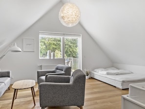 5 bedrooms, internet