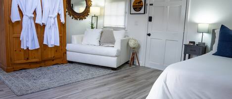 1 bedroom, iron/ironing board, travel cot, free WiFi