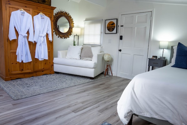 1 bedroom, iron/ironing board, travel crib, free WiFi
