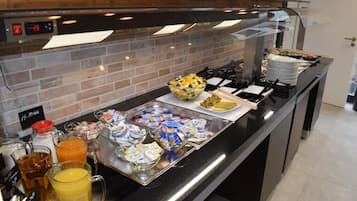 Daily buffet breakfast (EUR 10.00 per person)