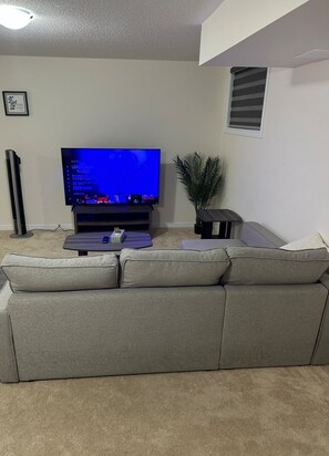 Living area - Luxury suite in St.Catharins (St. Catharines)