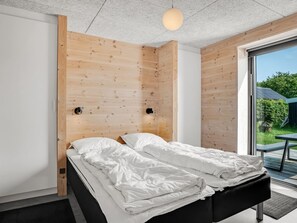 3 bedrooms, internet