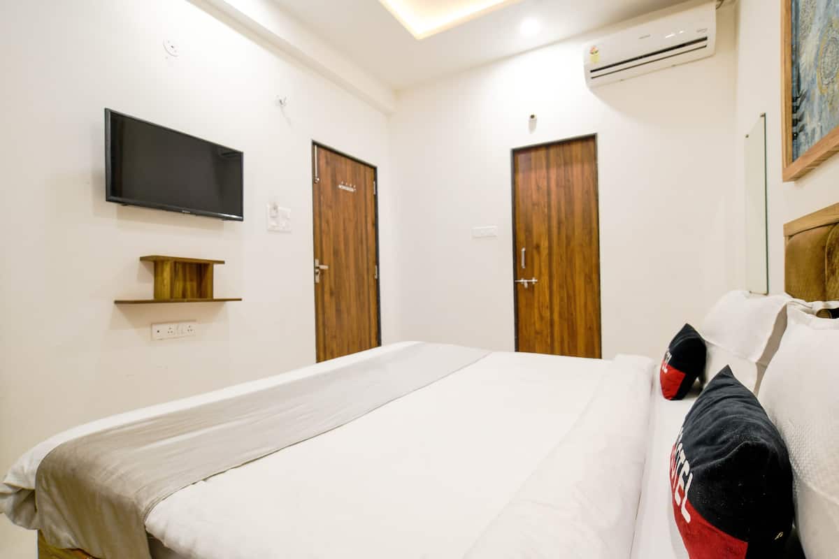 Quarto luxo | 1 quarto, cofres nos quartos, escrivaninha