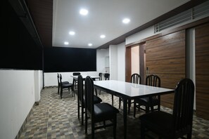 Restaurant - Aceotel Inn Flamingo (Indore)