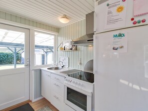 Køleskab, mikrobølgeovn, ovn, opvaskemaskine