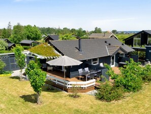 Outdoor dining - "Kulben" - 450m from the sea by Interhome (Frørup)