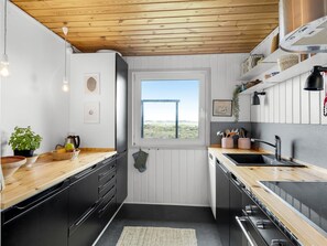 Fridge, microwave, oven, dishwasher - "Teda" - 2km from the sea by Interhome (Fanø)