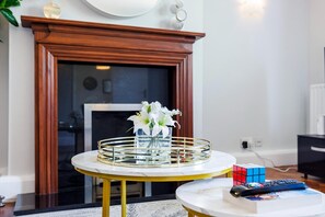 Apartment | 2 bedrooms - Convenient and Stylish 2-bed Apartment in Croydon (Croydon)