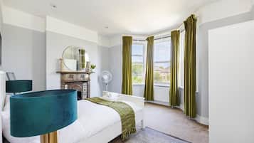 Rumah, akses difabel | 6 kamar tidur dan internet