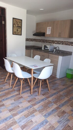 Dining - Apartment 1cl2 in the Walled Center With Aircon (Cartagena)