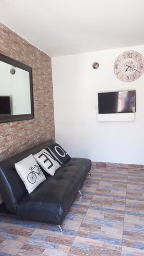 Leilighet | Oppholdsområde | TV