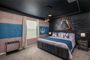 7 bedrooms, desk, travel crib, free WiFi - Immersive Family Oasis! Luxury 7 Bedroom with Themed Game Room, Pool, and Spa! (Four Corners)