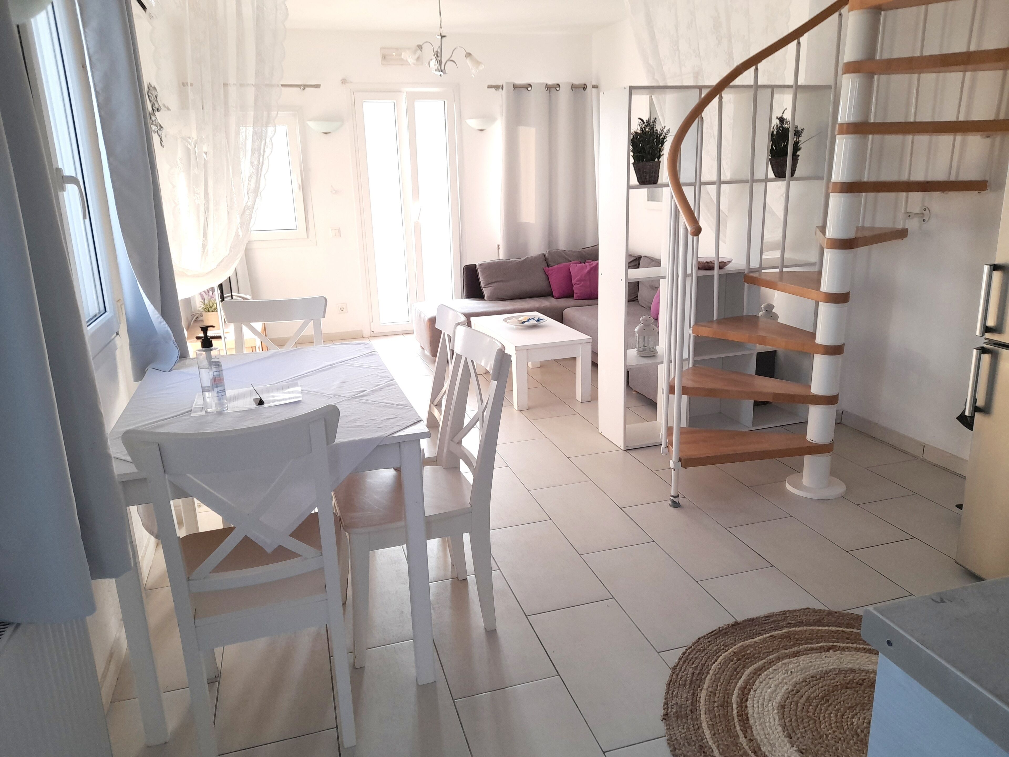 Familienapartment | Zimmersafe, individuell dekoriert, individuell eingerichtet