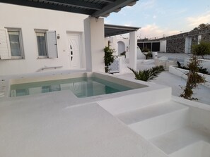 Family Apartment | In-room safe, individually decorated, individually furnished - atlantis villa - sea paradise (Santorini)
