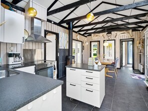 Fridge, microwave, dishwasher, cookware/dishes/utensils