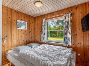 3 bedrooms, WiFi