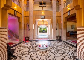 Exclusive Villa, Private Bathroom | Lobby