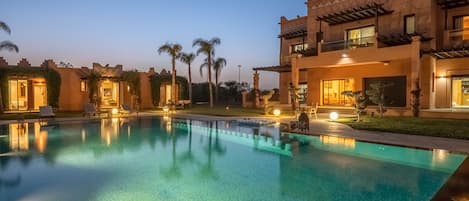 Luxury-Villa, mit Bad | Aussenbereich