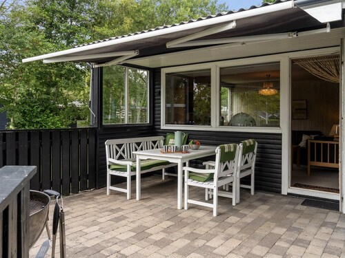 "Teofan" - 500m from the sea by Interhome