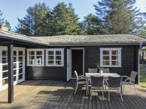 "Olin" - 600m from the sea by Interhome
