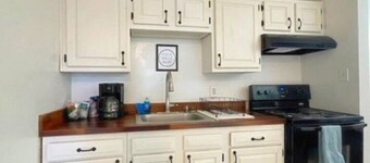 NEW! Cozy Luxury 2BR Apt