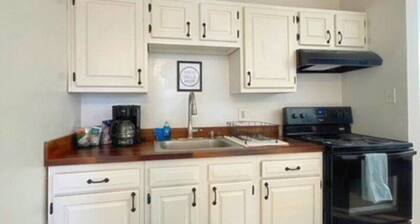 NEW! Cozy Luxury 2BR Apt