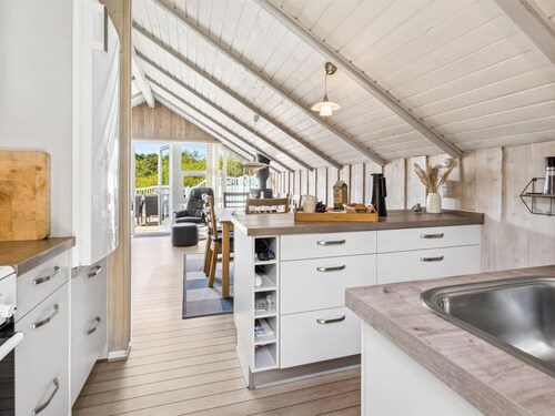 "Ines" - 25km from the sea by Interhome