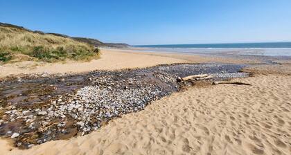Bay View - 1 Bed Suite - Ocean Breeze - Port Eynon