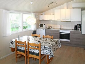 Fridge, microwave, oven, dishwasher - "Ilya" - 90m to the fjord by Interhome (Storvorde)