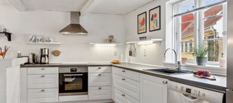 "Zezilie" - 500m from the sea by Interhome