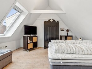 2 bedrooms, WiFi