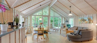"Elita" - 1.7km from the sea by Interhome