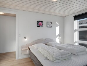 3 bedrooms, internet