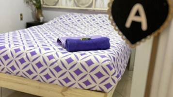 1 quarto, ferros/tábuas de passar roupa, acesso à internet