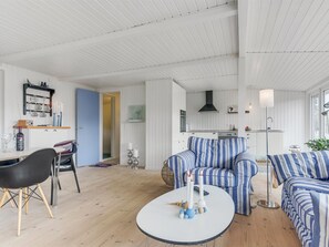 TV - "Elain" -  from the sea by Interhome (Broager)