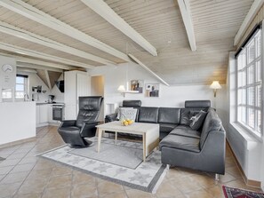 Tv, pejs, dvd-afspiller