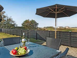 Outdoor dining - "Ege" - 200m from the sea by Interhome (Blåvand)