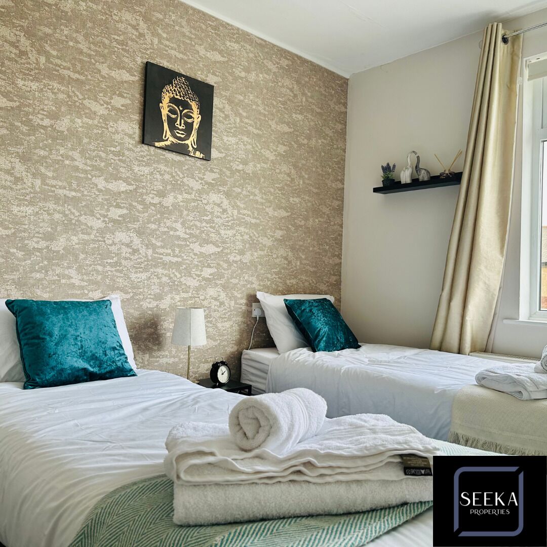 2 bedrooms, iron/ironing board, travel crib, WiFi