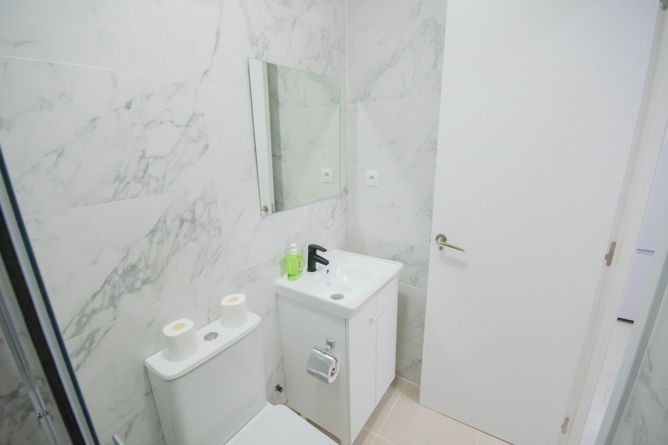 Een douche, een haardroger