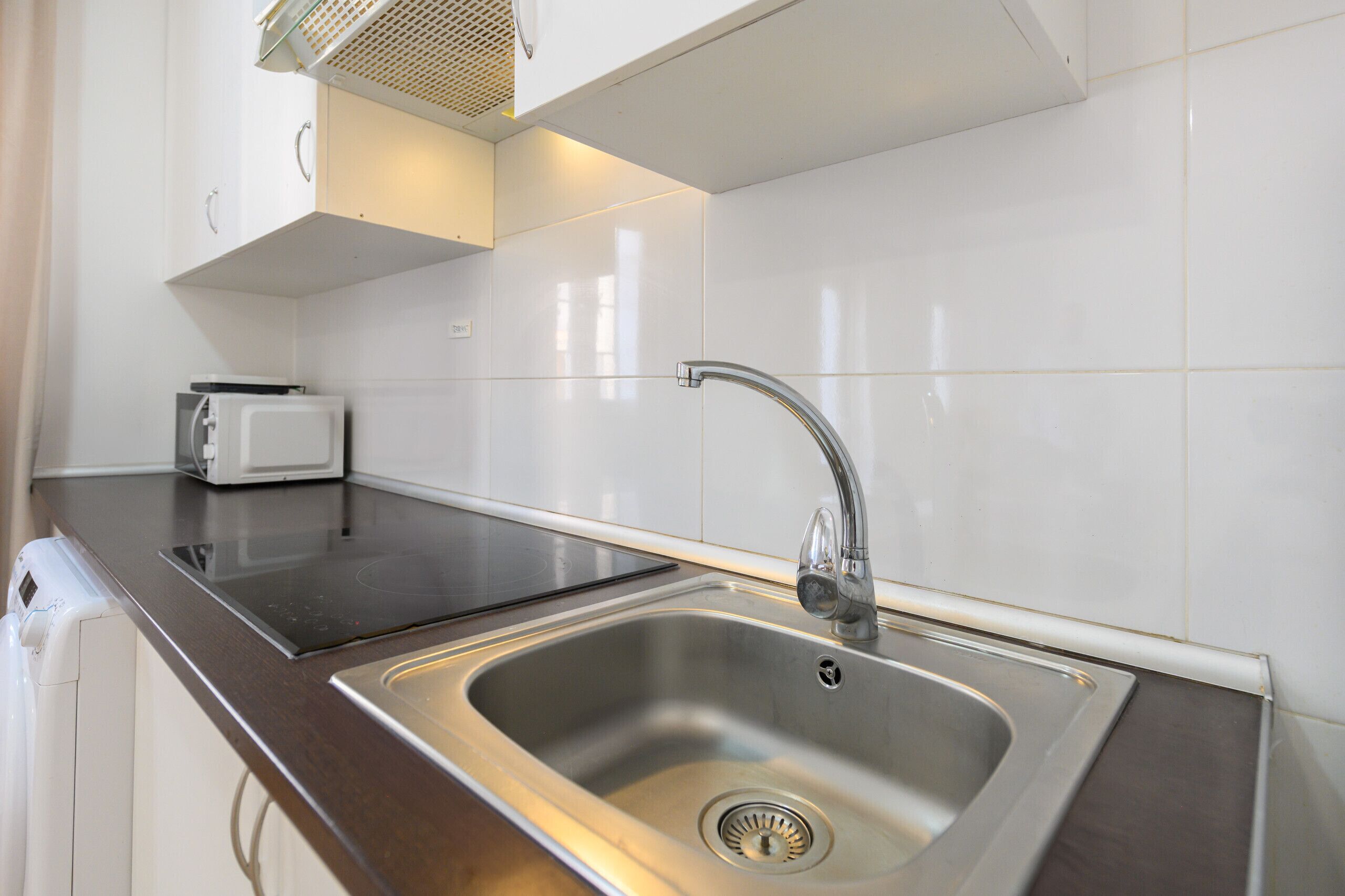 Fridge, microwave, coffee/tea maker, electric kettle