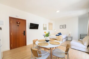 Dining - TETUAN - "ESTUDIO MALASAÑA" (Madrid)