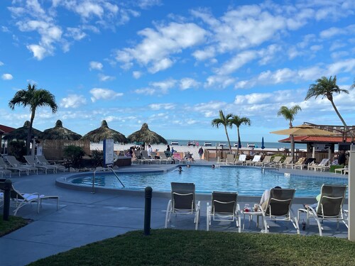 Standard Boulevard View with 2 Double Beds