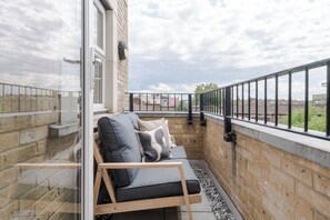 Exterior - Old Kent Road  YourApartment (London)